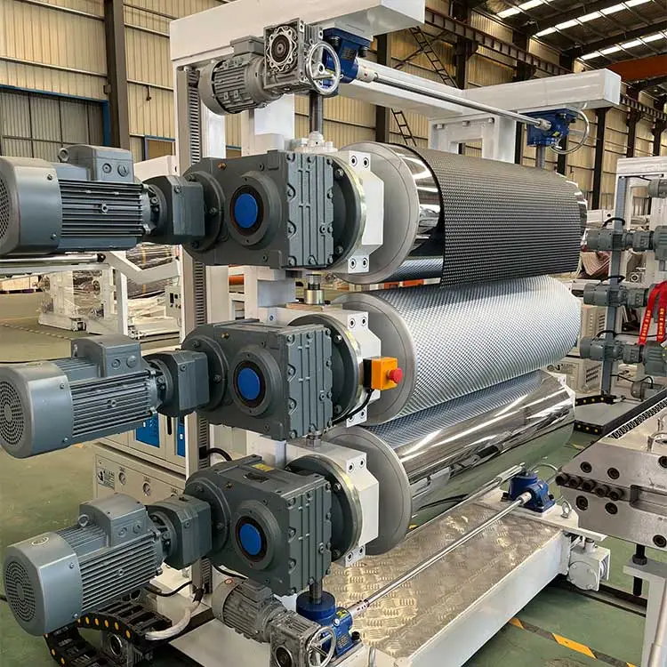 Plastic Board Extruder Machine