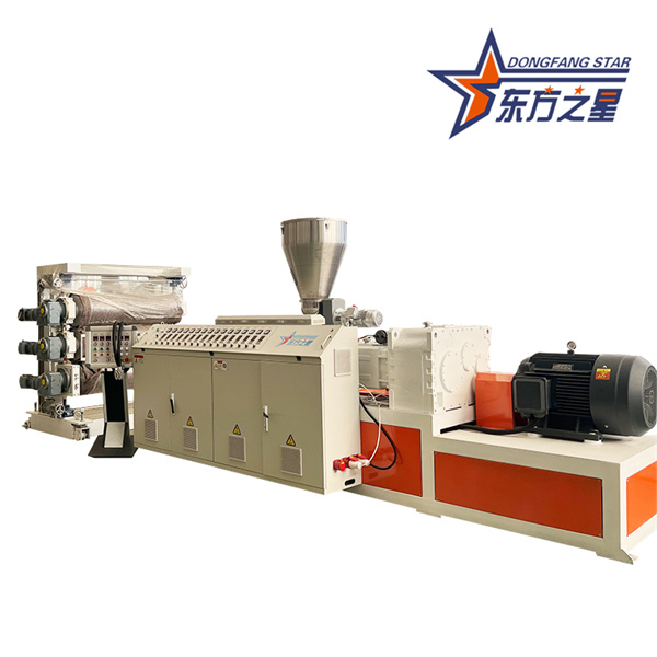 PVC-plastpladeekstruderingsmaskine
